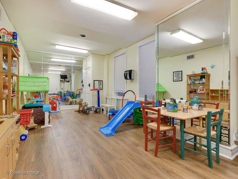 Tiny photo for 3500 N Lake Shore Drive #3C, Chicago, IL 60657 (MLS # 12437225)