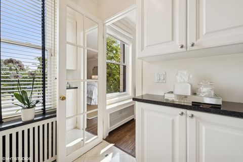 Tiny photo for 3500 N Lake Shore Drive #3C, Chicago, IL 60657 (MLS # 12437225)