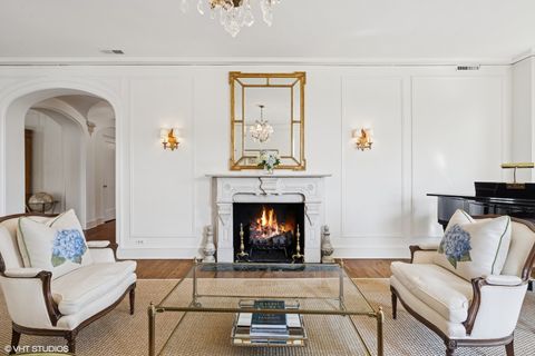 Tiny photo for 3500 N Lake Shore Drive #3C, Chicago, IL 60657 (MLS # 12437225)
