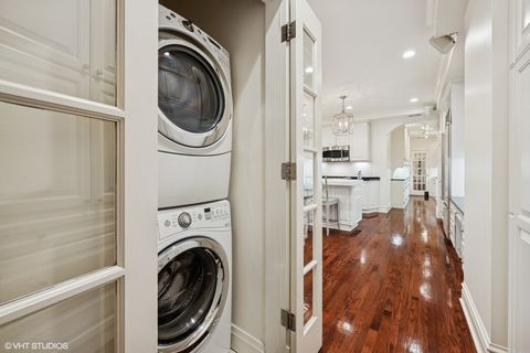 Tiny photo for 3500 N Lake Shore Drive #3C, Chicago, IL 60657 (MLS # 12437225)