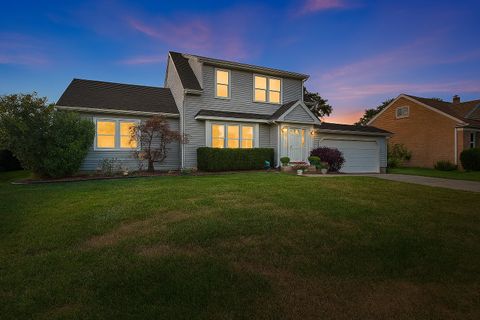 7944 Nottingham Avenue Burbank IL 60459