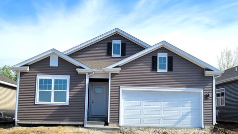Photo of 6290 Redwood Trail, Wonder Lake, IL 60097 (MLS # 12649436)