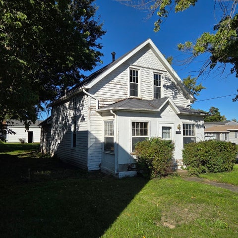 Tiny photo for 301 3rd Street, Sherrard, IL 61281 (MLS # 12773061)
