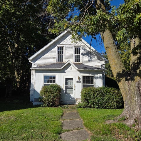 Photo of 301 3rd Street, Sherrard, IL 61281 (MLS # 12773061)