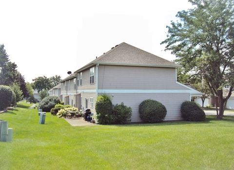 Tiny photo for 424 Van Gogh Circle, Bolingbrook, IL 60440 (MLS # 12436569)