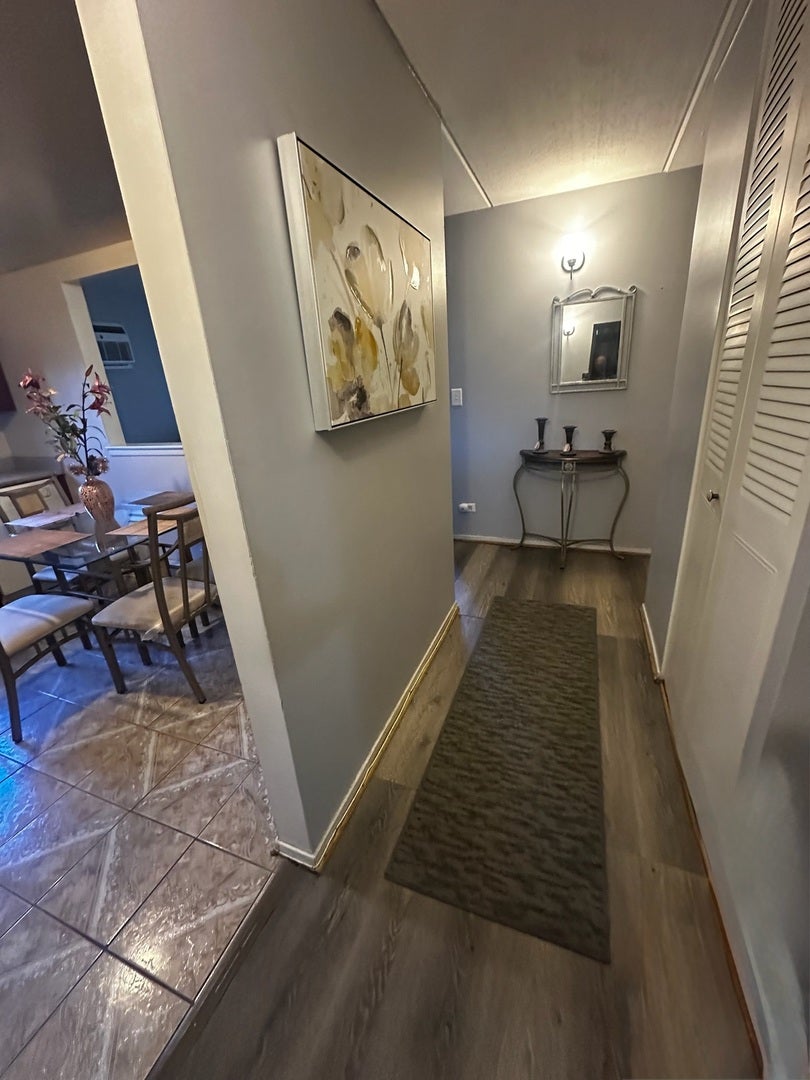 850 Des Plaines Avenue 409
