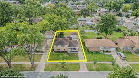 Tiny photo for 1321 Marcy Lane, Wheeling, IL 60090 (MLS # 12768644)