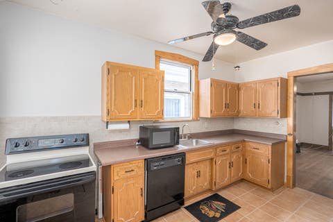 Tiny photo for 5024 W Nelson Street, Chicago, IL 60641 (MLS # 12730177)