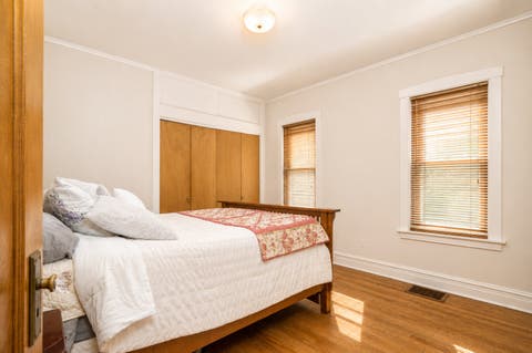 Tiny photo for 5024 W Nelson Street, Chicago, IL 60641 (MLS # 12730177)