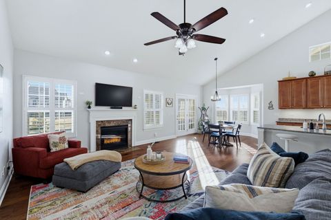 Tiny photo for 3813 Ridge Pointe Drive, Geneva, IL 60134 (MLS # 12584436)