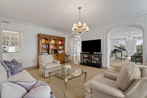 Tiny photo for 3500 N Lake Shore Drive #3C, Chicago, IL 60657 (MLS # 12615043)