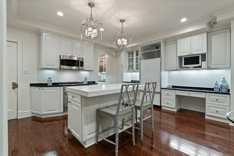 Tiny photo for 3500 N Lake Shore Drive #3C, Chicago, IL 60657 (MLS # 12615043)