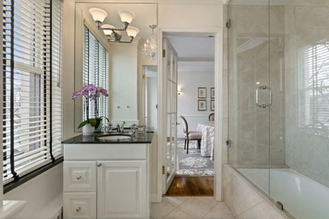 Tiny photo for 3500 N Lake Shore Drive #3C, Chicago, IL 60657 (MLS # 12615043)