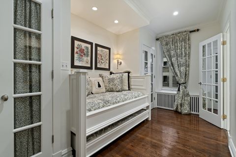 Tiny photo for 3500 N Lake Shore Drive #3C, Chicago, IL 60657 (MLS # 12615043)