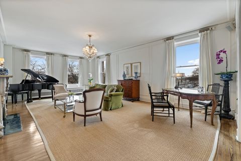 Tiny photo for 3500 N Lake Shore Drive #3C, Chicago, IL 60657 (MLS # 12615043)