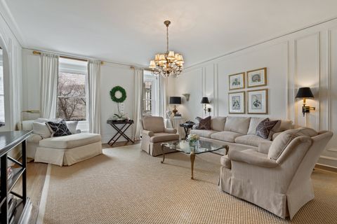 Tiny photo for 3500 N Lake Shore Drive #3C, Chicago, IL 60657 (MLS # 12615043)