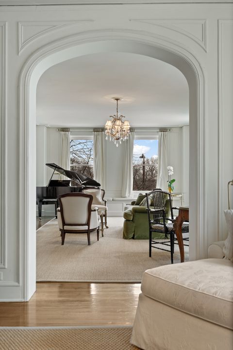 Tiny photo for 3500 N Lake Shore Drive #3C, Chicago, IL 60657 (MLS # 12615043)