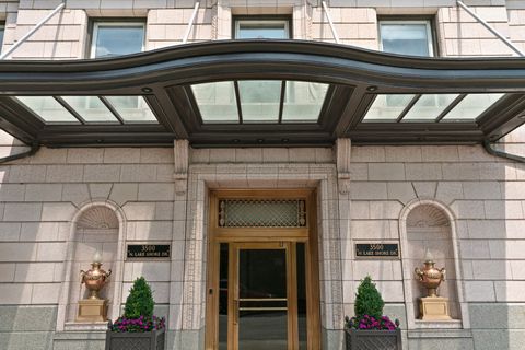 3500 N Lake Shore Drive 3C Chicago IL 60657