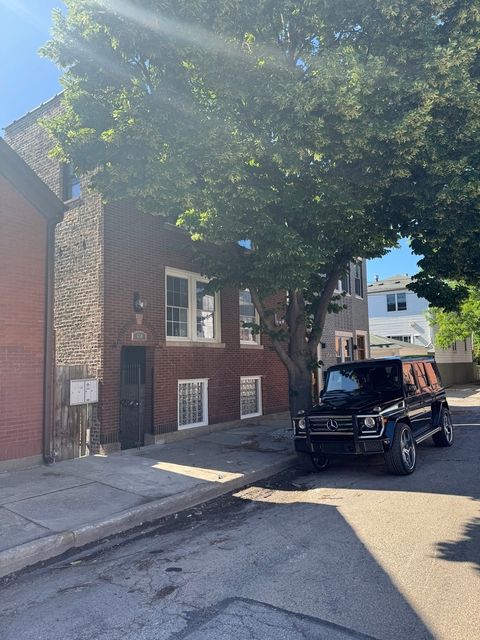 650 N Talman Avenue 1F Chicago IL 60612