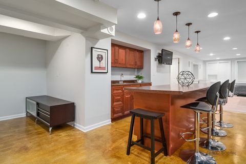 Tiny photo for 258 Colonial Drive, Vernon Hills, IL 60061 (MLS # 12631893)