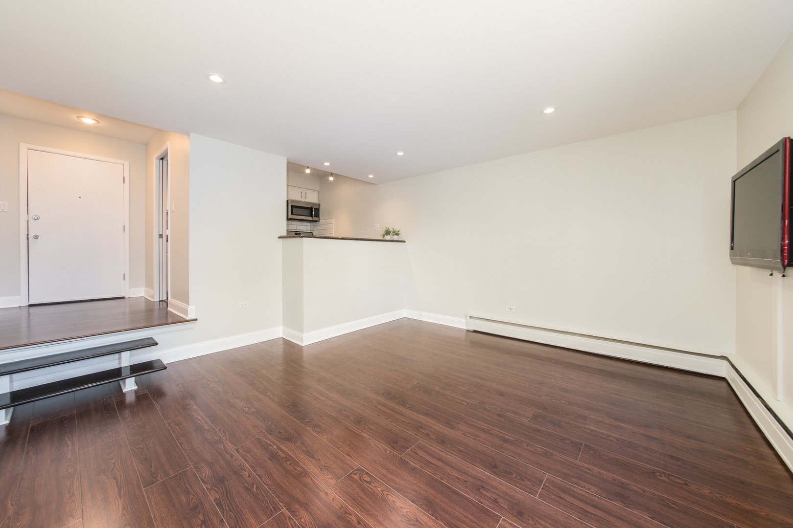 6121 W Higgins Avenue C2