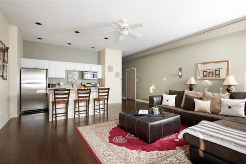 Tiny photo for 2360 N Janssen Street #2D, Chicago, IL 60614 (MLS # 12478505)