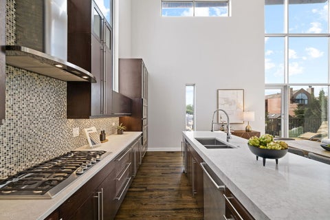 Tiny photo for 1555 W Pearson Street #D, Chicago, IL 60622 (MLS # 12732075)