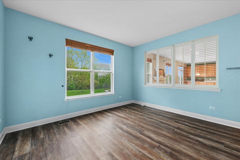 Tiny photo for 2984 Shamrock Circle, Elgin, IL 60124 (MLS # 12593021)