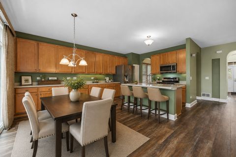 Tiny photo for 2984 Shamrock Circle, Elgin, IL 60124 (MLS # 12593021)