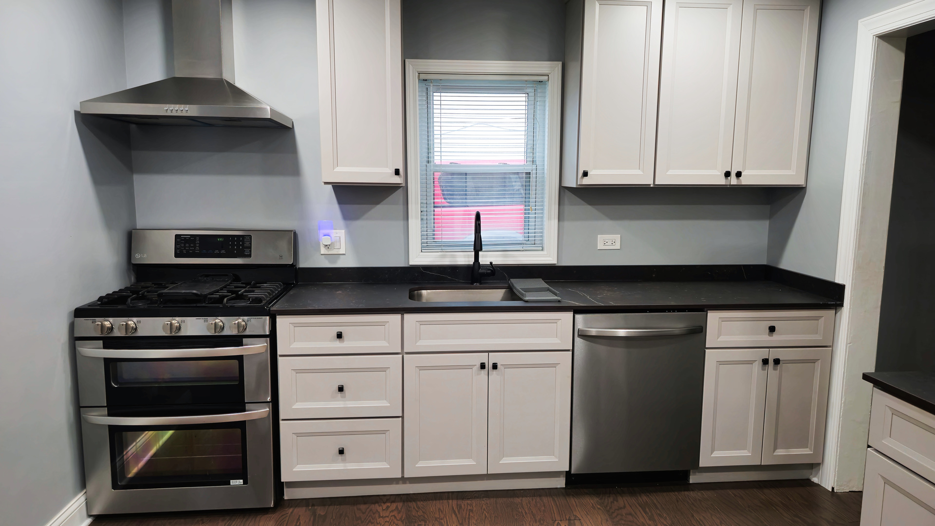 4220 W 99th Place