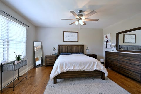 Tiny photo for 1350 W Barnwall Drive, Addison, IL 60101 (MLS # 12669409)