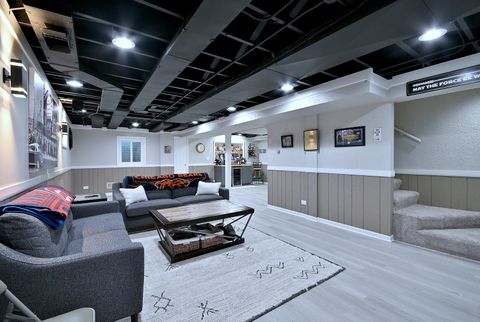 Tiny photo for 1350 W Barnwall Drive, Addison, IL 60101 (MLS # 12669409)