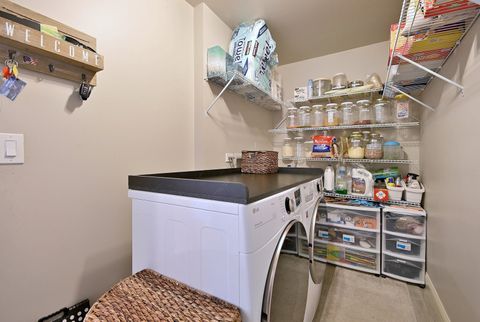 Tiny photo for 1350 W Barnwall Drive, Addison, IL 60101 (MLS # 12669409)