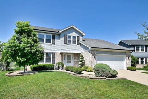 Tiny photo for 1350 W Barnwall Drive, Addison, IL 60101 (MLS # 12669409)