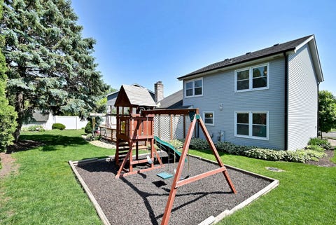 Tiny photo for 1350 W Barnwall Drive, Addison, IL 60101 (MLS # 12669409)