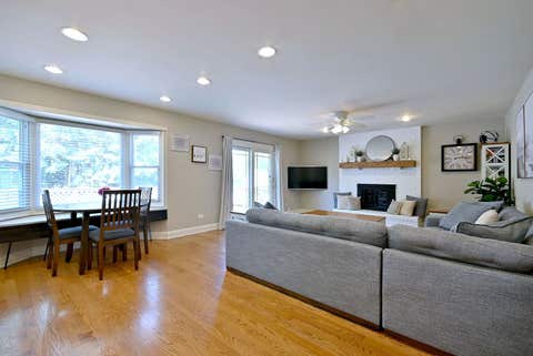 Tiny photo for 1350 W Barnwall Drive, Addison, IL 60101 (MLS # 12669409)