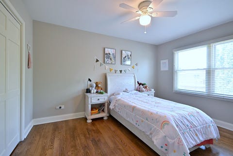 Tiny photo for 1350 W Barnwall Drive, Addison, IL 60101 (MLS # 12669409)
