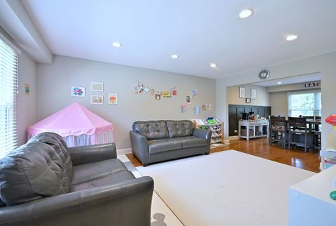 Tiny photo for 1350 W Barnwall Drive, Addison, IL 60101 (MLS # 12669409)