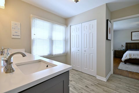 Tiny photo for 1350 W Barnwall Drive, Addison, IL 60101 (MLS # 12669409)