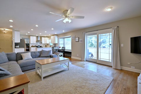 Tiny photo for 1350 W Barnwall Drive, Addison, IL 60101 (MLS # 12669409)