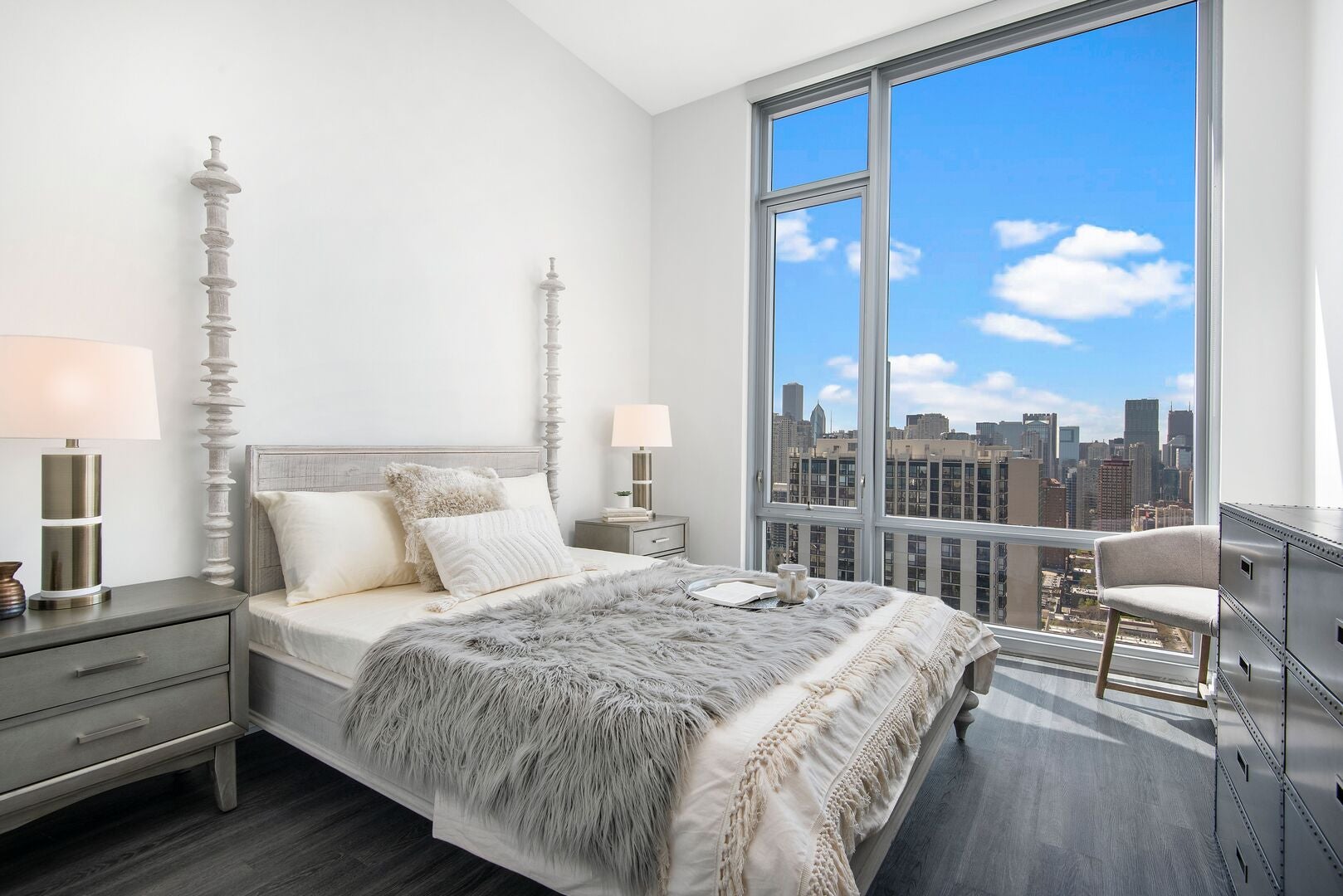 1201 N Lasalle Street 3301