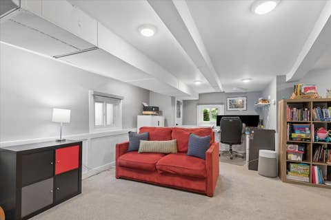 Tiny photo for 1162 S Ridgeland Avenue, Oak Park, IL 60304 (MLS # 12727510)