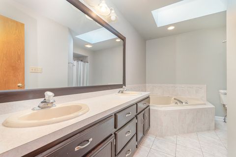 Tiny photo for 2170 Arthurs Pass, New Lenox, IL 60451 (MLS # 12514009)