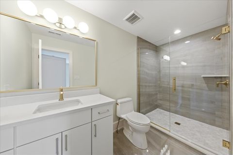 Tiny photo for 334 S Ashland Avenue, La Grange, IL 60525 (MLS # 12500245)