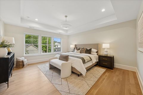 Tiny photo for 334 S Ashland Avenue, La Grange, IL 60525 (MLS # 12500245)