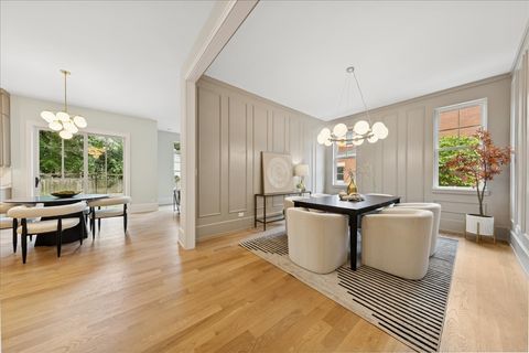 Tiny photo for 334 S Ashland Avenue, La Grange, IL 60525 (MLS # 12500245)