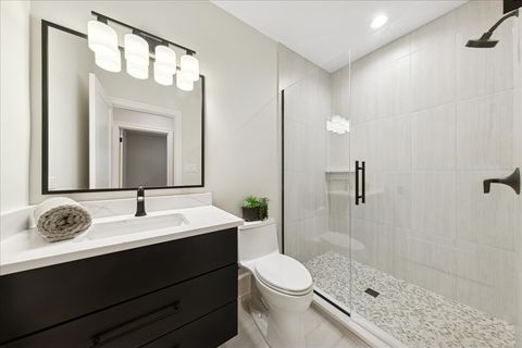 Tiny photo for 334 S Ashland Avenue, La Grange, IL 60525 (MLS # 12500245)