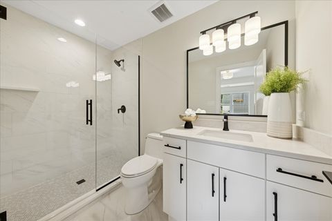 Tiny photo for 334 S Ashland Avenue, La Grange, IL 60525 (MLS # 12500245)