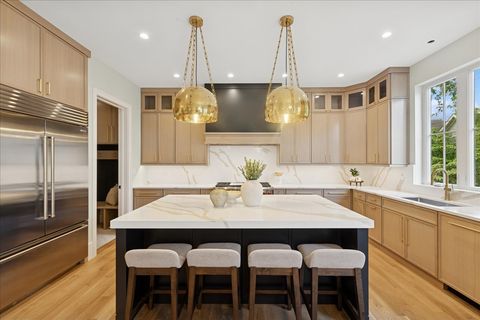 Tiny photo for 334 S Ashland Avenue, La Grange, IL 60525 (MLS # 12500245)