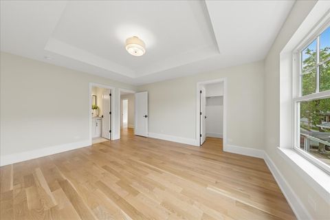 Tiny photo for 334 S Ashland Avenue, La Grange, IL 60525 (MLS # 12500245)